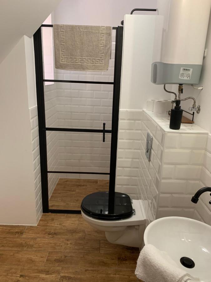 Szazesztendos Reveszhaz Apartman Szigetmonostor Exterior photo