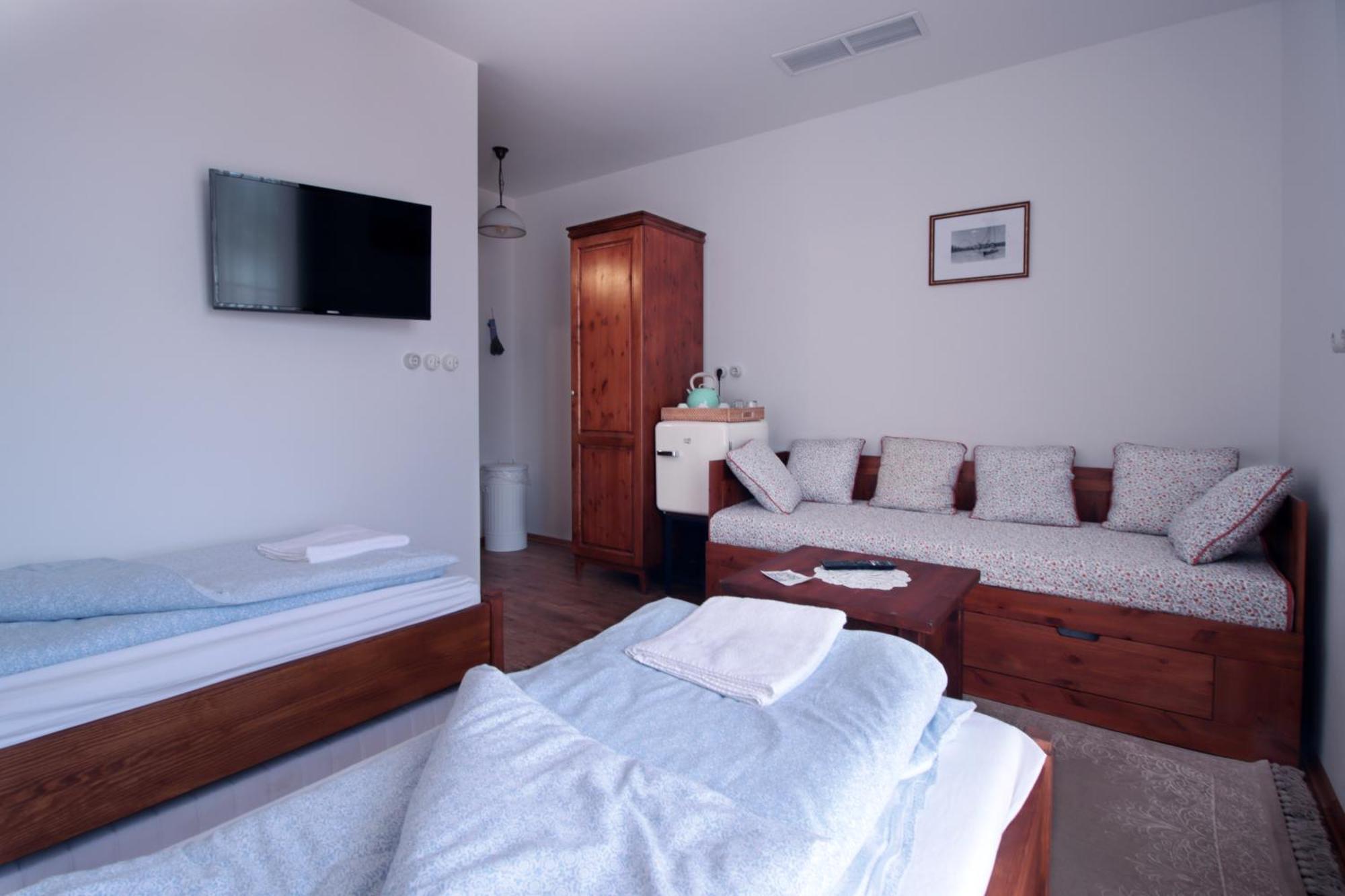 Szazesztendos Reveszhaz Apartman Szigetmonostor Exterior photo